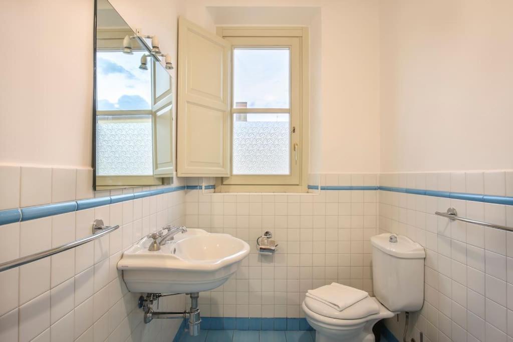 Palazzo Borghese 2 Bedroom Florence Luaran gambar
